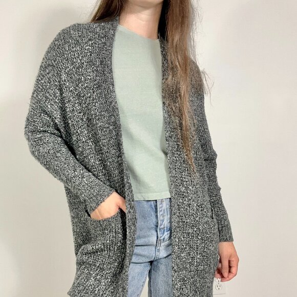 *American Eagle Outfitters Grey Knit Cardigan - Picture 5 of 10